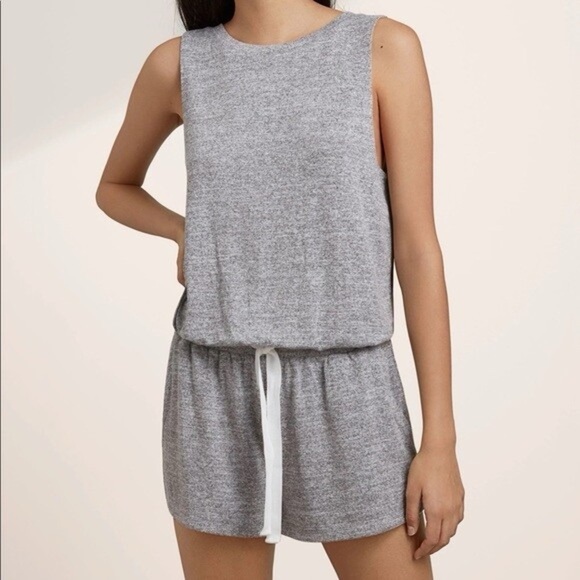 Wilfred Pants - NWT Aritzia Wilfred Free Izabel Romper in Heather White Gray Size M